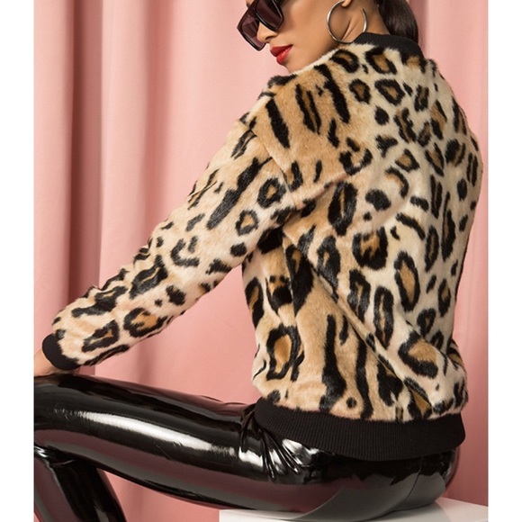 Revolve Leopard Jacket - Picture 3 of 4
